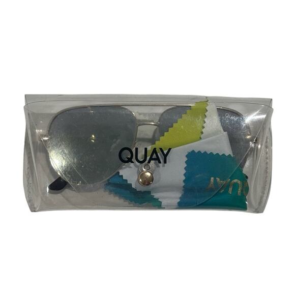 Quay HIGH KEY MINI Aviator gradient lens Sunglasses - Picture 2 of 7